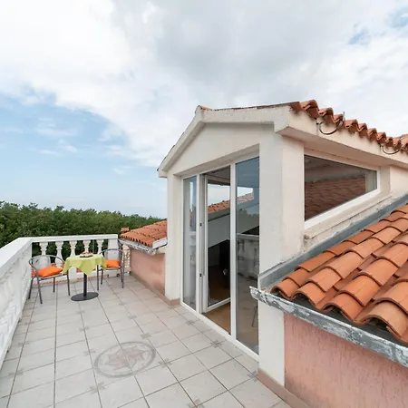 Large Family Sabrina On Two Floors Апартаменты