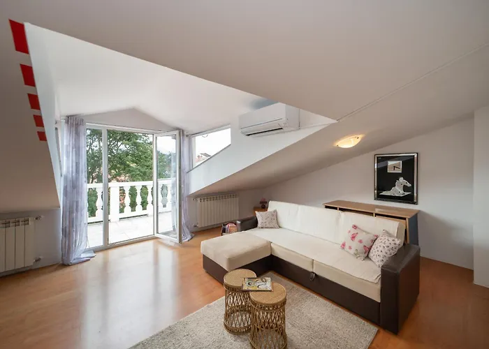 Large Family Sabrina On Two Floors Porec