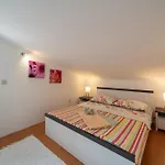 Апартаменти Large Family Sabrina On Two Floors Пореч