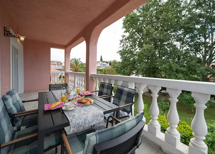 Apartment Large Family Sabrina On Two Floors