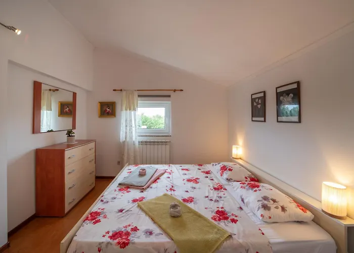 Apartman Large Family Sabrina On Two Floors